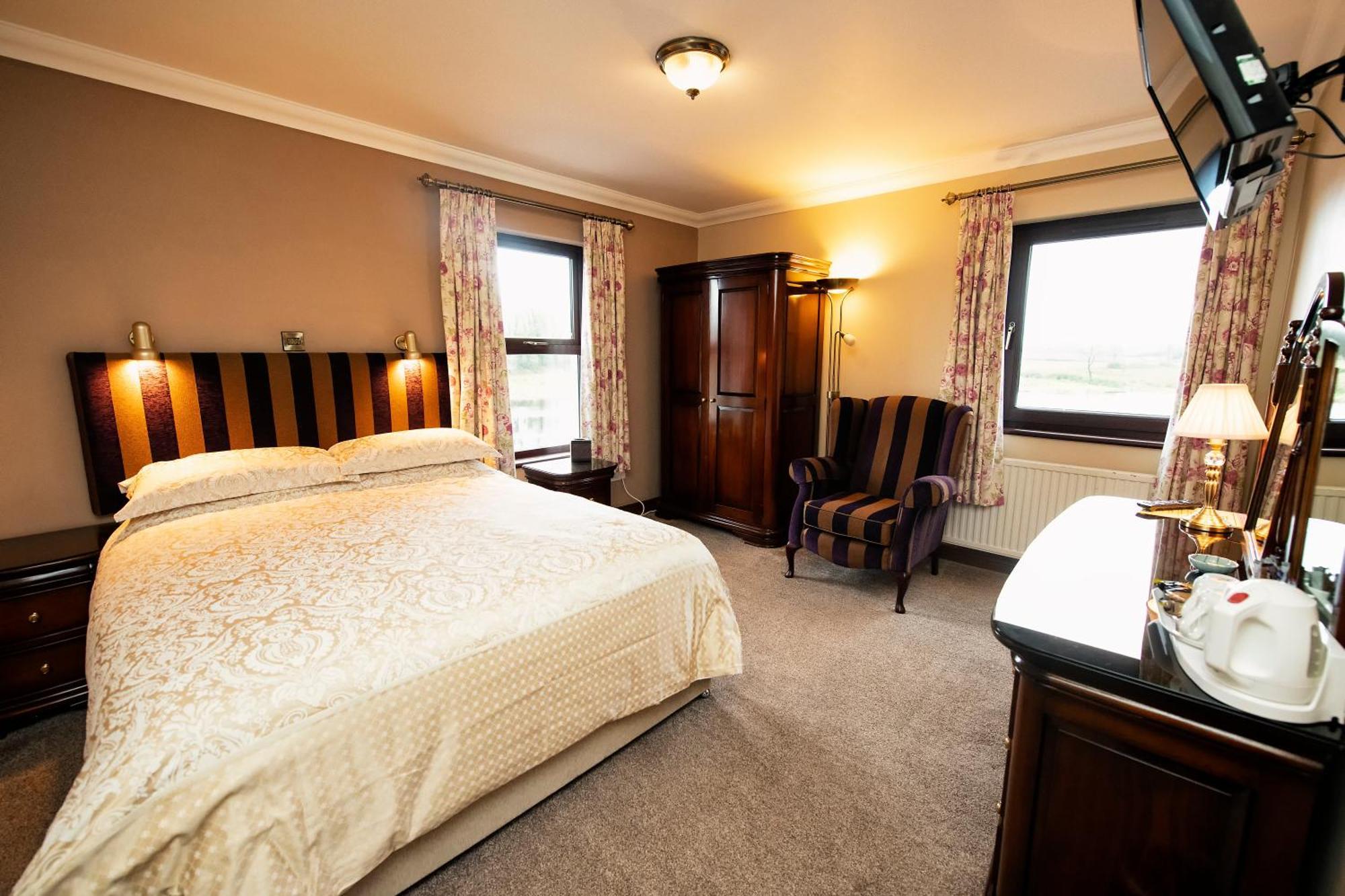 Corrigans Shore House Отель типа 