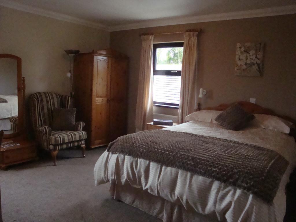 Corrigans Shore House 4*