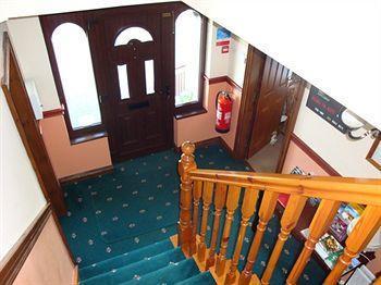 Corrigans Shore House Отель типа 