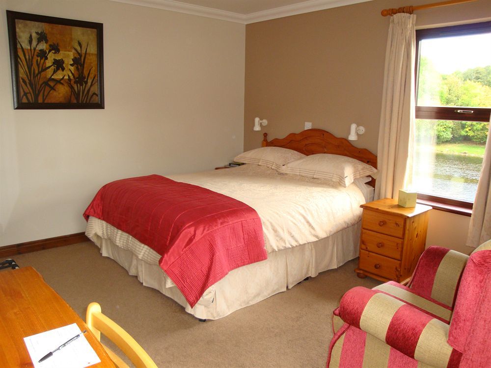 Corrigans Shore House Отель типа 