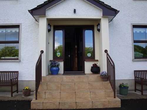 Corrigans Shore House 4*