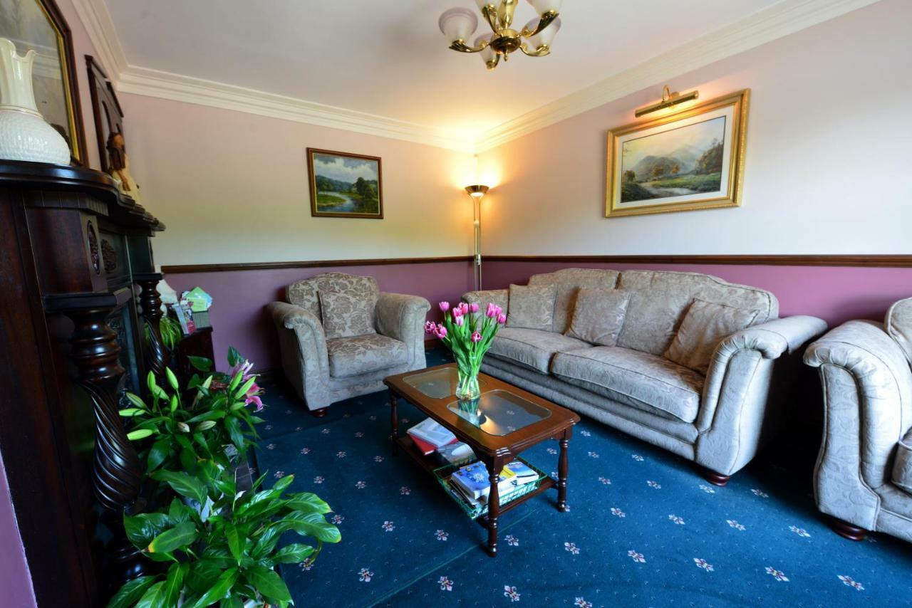 Corrigans Shore House Отель типа 